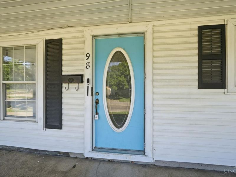 98 Millard Drive, Franklin, OH 45005 Photo 6