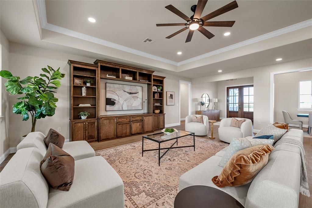 1025 Galaxy  Woodway, TX 76712