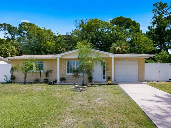 9210 UNICORN AVENUE , PORT RICHEY, FL 34668