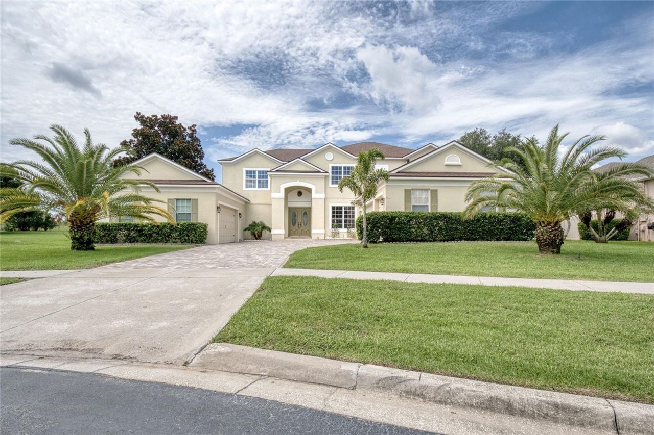 2924 Majestic Isle Drive , Clermont, FL 34711 Photo