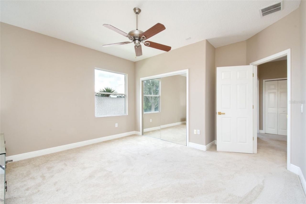 2924 Majestic Isle Drive , Clermont, FL 34711 Photo