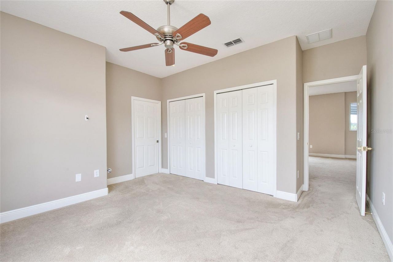 2924 Majestic Isle Drive , Clermont, FL 34711 Photo