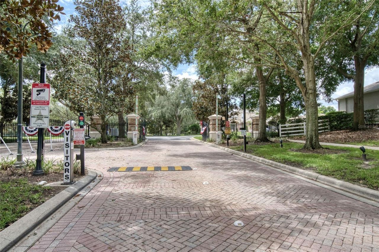 2924 Majestic Isle Drive , Clermont, FL 34711 Photo