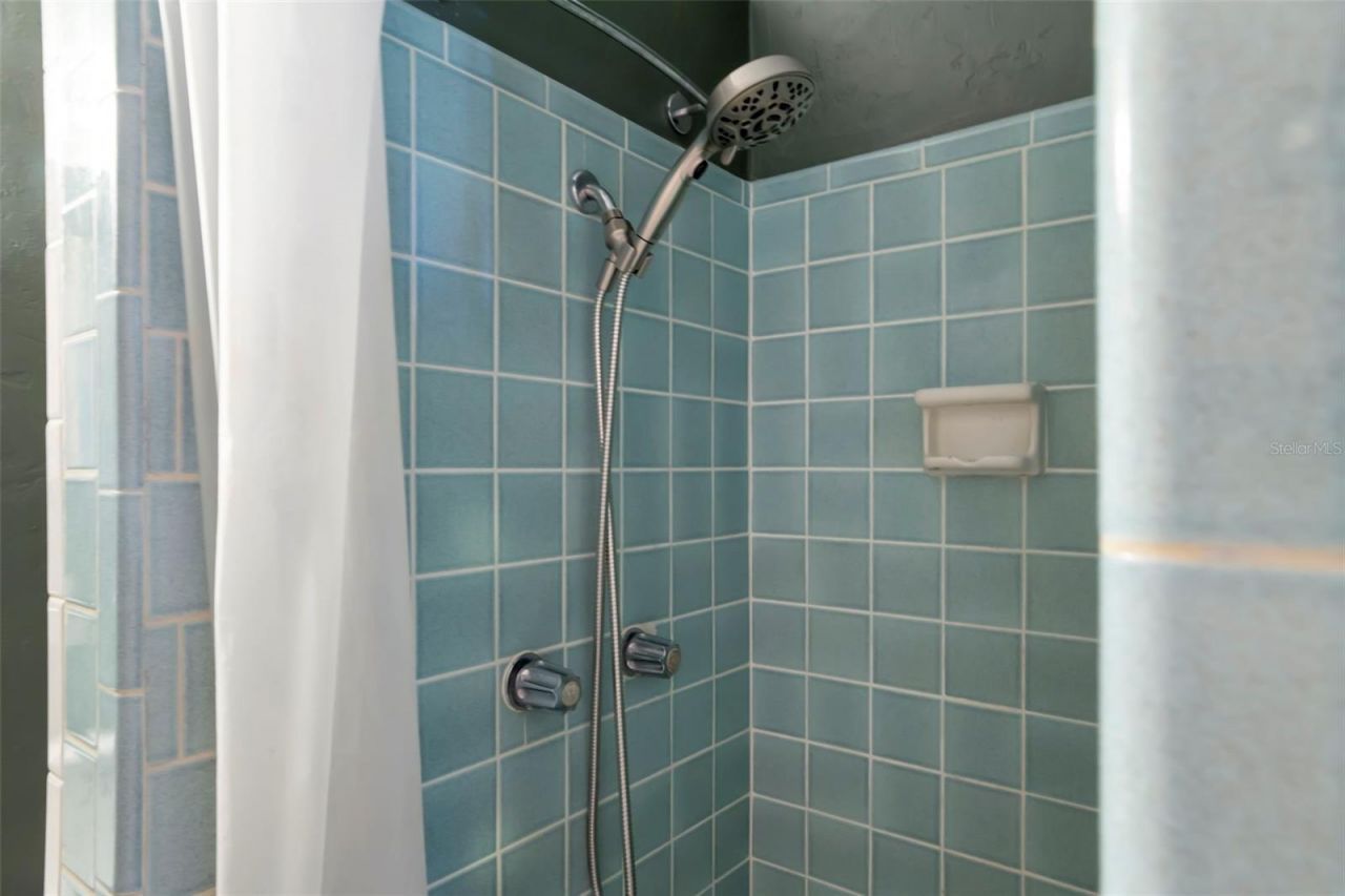 2742 S East Avenue , Sarasota, FL 34239 Photo