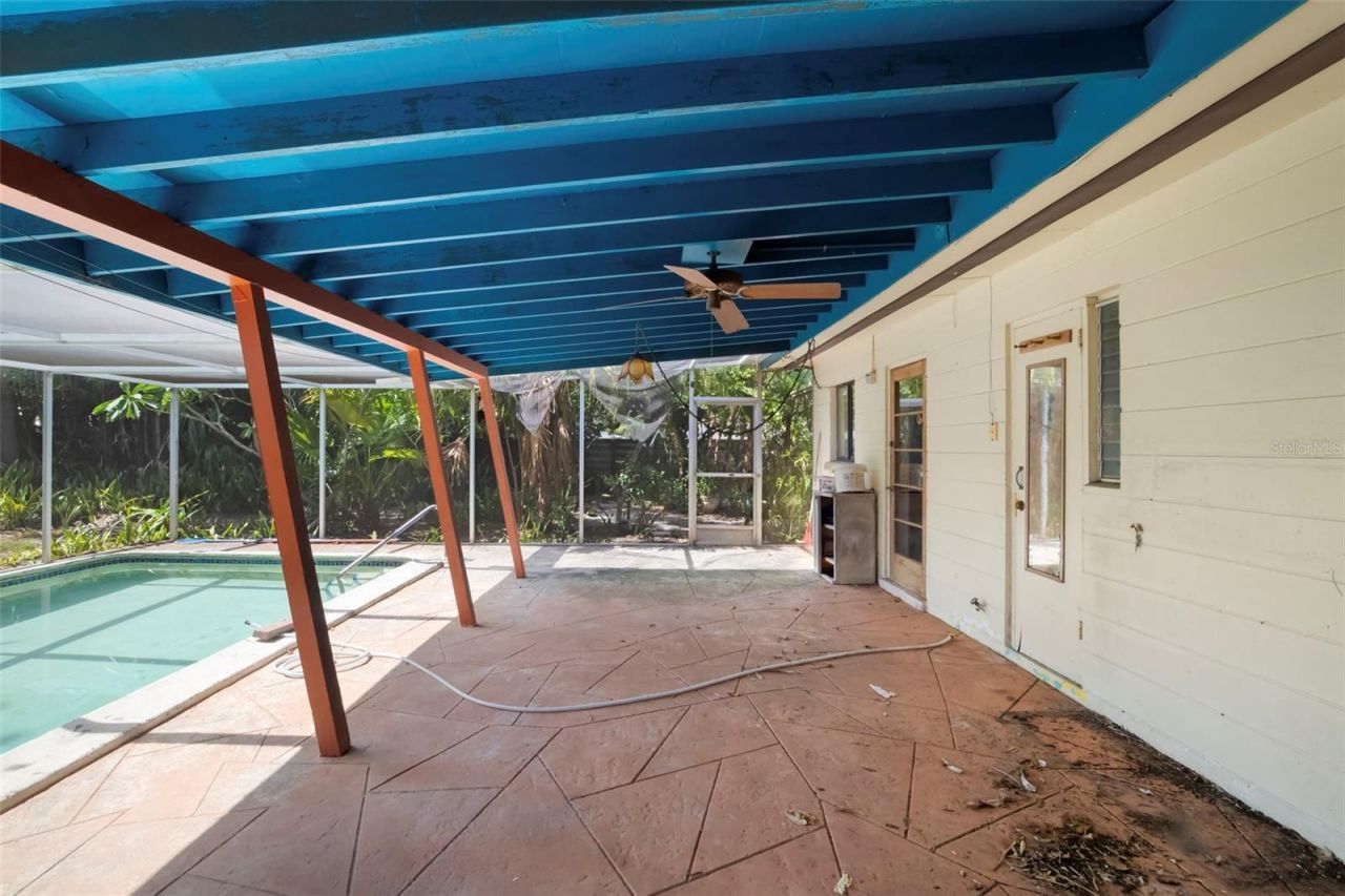 2742 S East Avenue , Sarasota, FL 34239 Photo