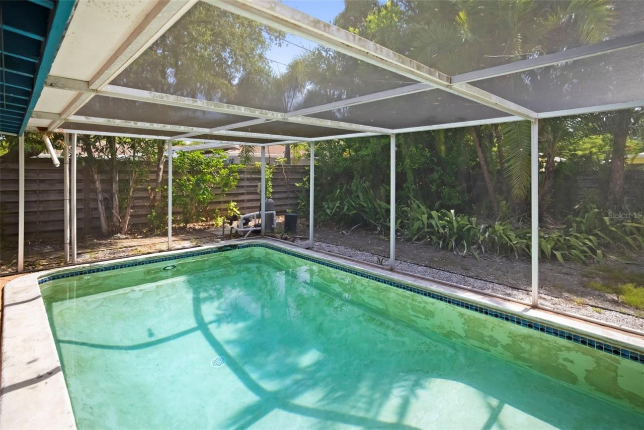 2742 S East Avenue , Sarasota, FL 34239 Photo