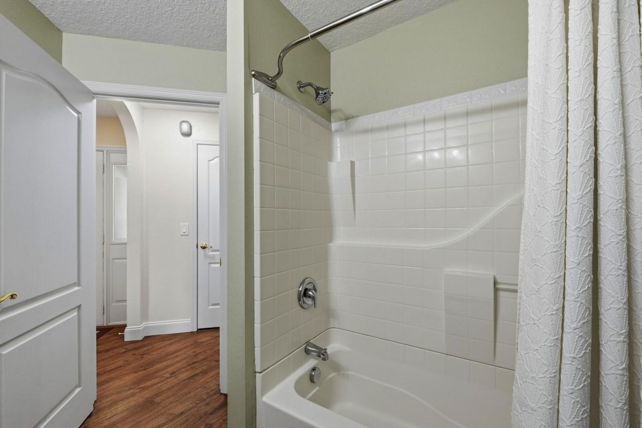 1750 Stafford Springs Boulevard , Mount Dora, FL 32757 Photo