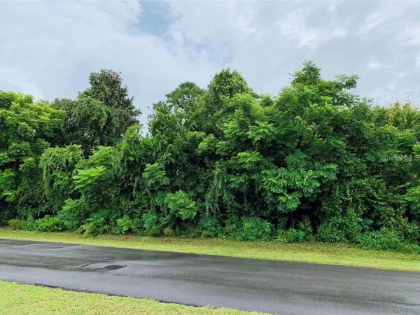 753 N MIDLAND DR , DELTONA, FL 32725