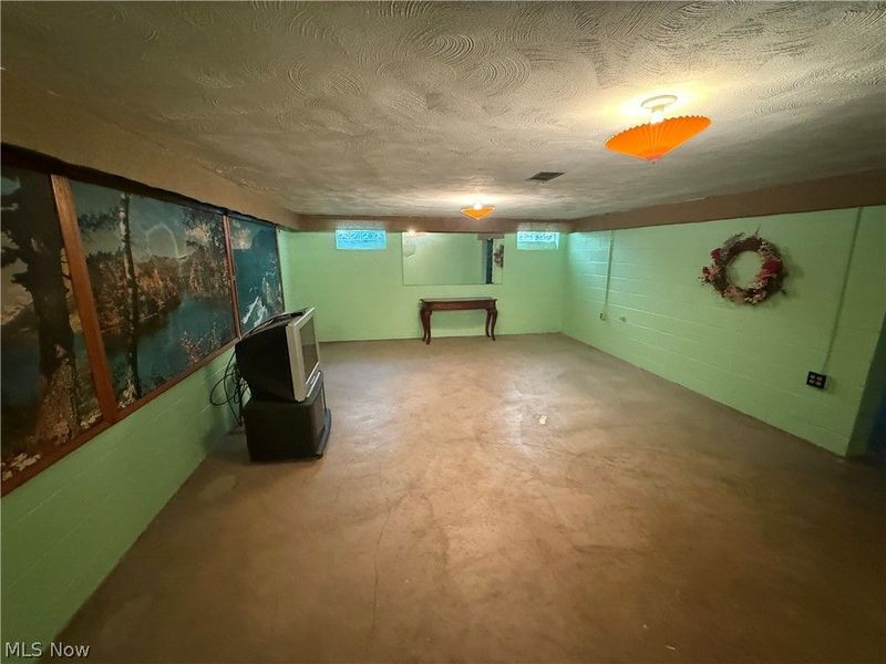 6108 Pearl Road, Parma Heights, OH 44130 Photo 19