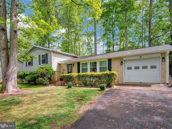 115 WASHINGTON STREET, LOCUST GROVE, VA 22508