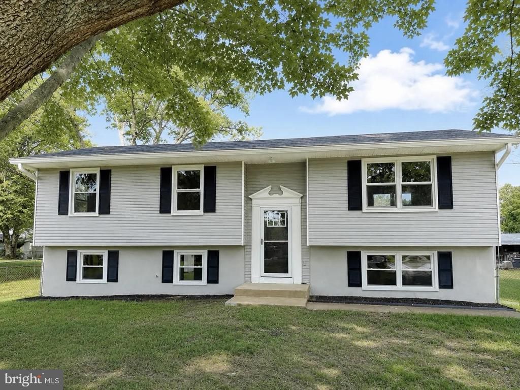 210 Austin Drive , Stafford, VA 22556 Main Photo