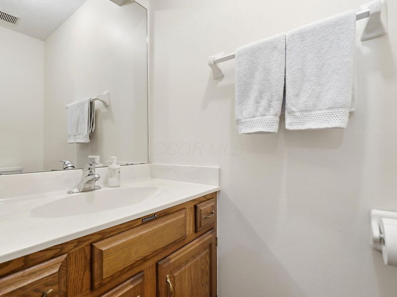 3168 Parkview Circle, Grove City, OH 43123 Photo 13
