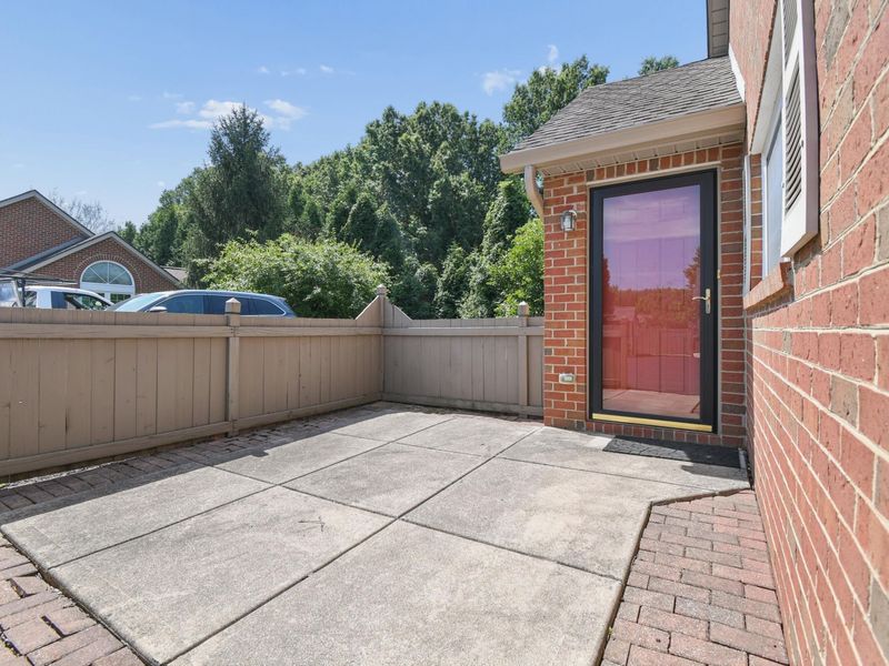 6793 Ridge Rock Drive, Unit 15, New Albany, OH 43054 Photo 5