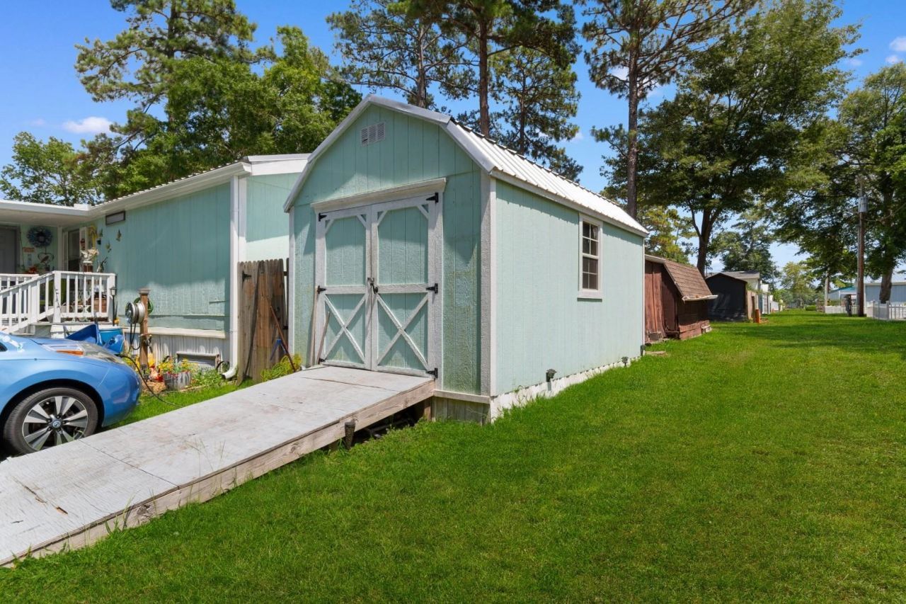 1681 Cassiopia Dr.  Photo 24
