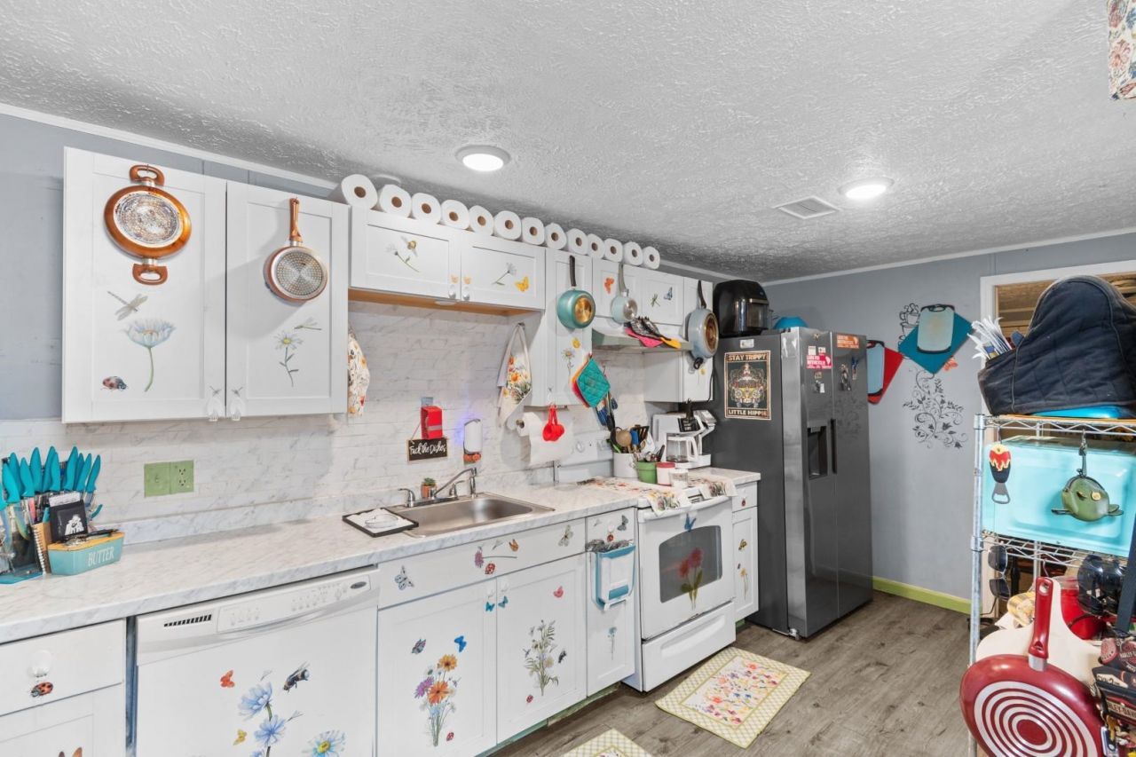 1681 Cassiopia Dr.  Photo 6