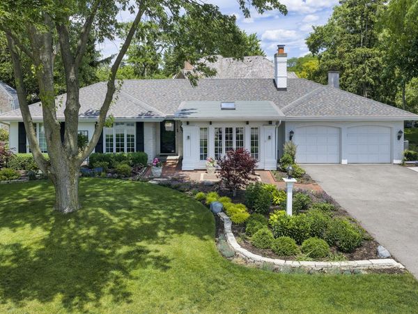1224 Ridgewood Drive , Northbrook, IL 60062