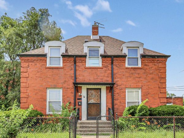 7450 S Euclid Parkway , Chicago, IL 60649