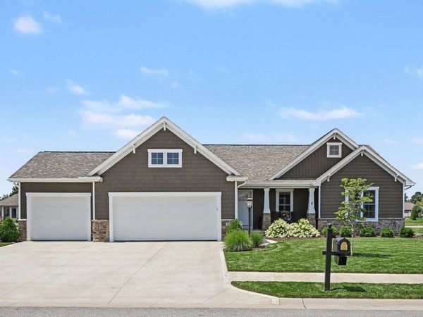 1170 Blackstone Boulevard, Nappanee, IN 46550