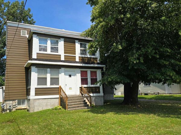 3042 S Custer Road, Monroe, MI 48161