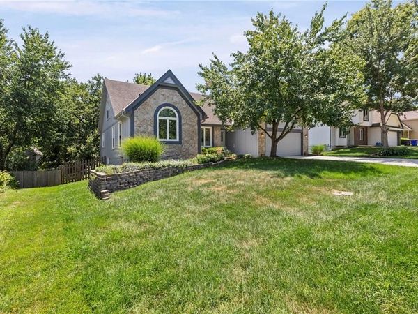 11625 S Penrose Street, Olathe, KS 66061