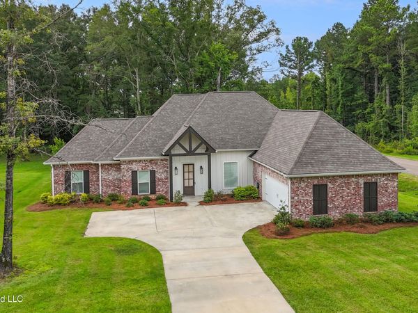 1175 Sanctuary Drive, Brandon, MS 39042