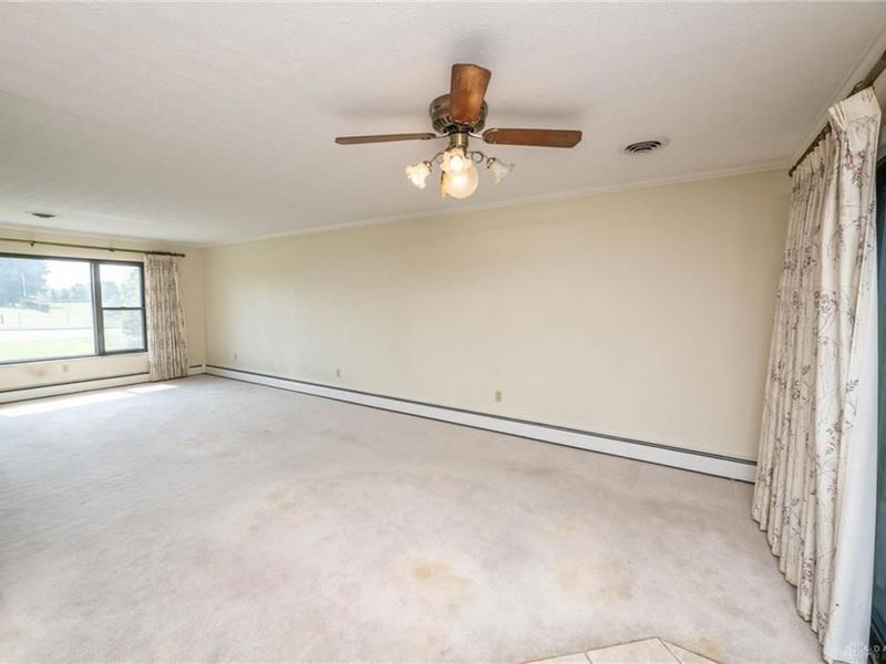 8663 Crestway Road, Clayton, OH 45315 Photo 12