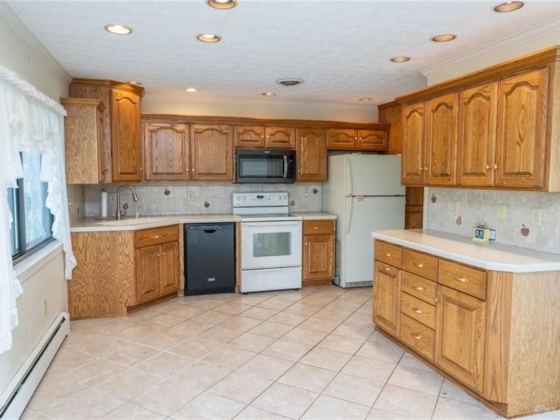 8663 Crestway Road, Clayton, OH 45315 Photo 16