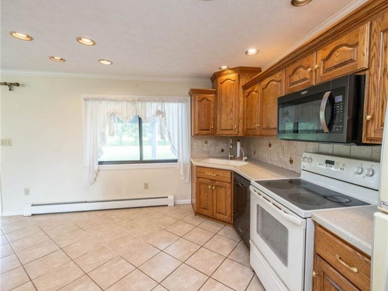 8663 Crestway Road, Clayton, OH 45315 Photo 18