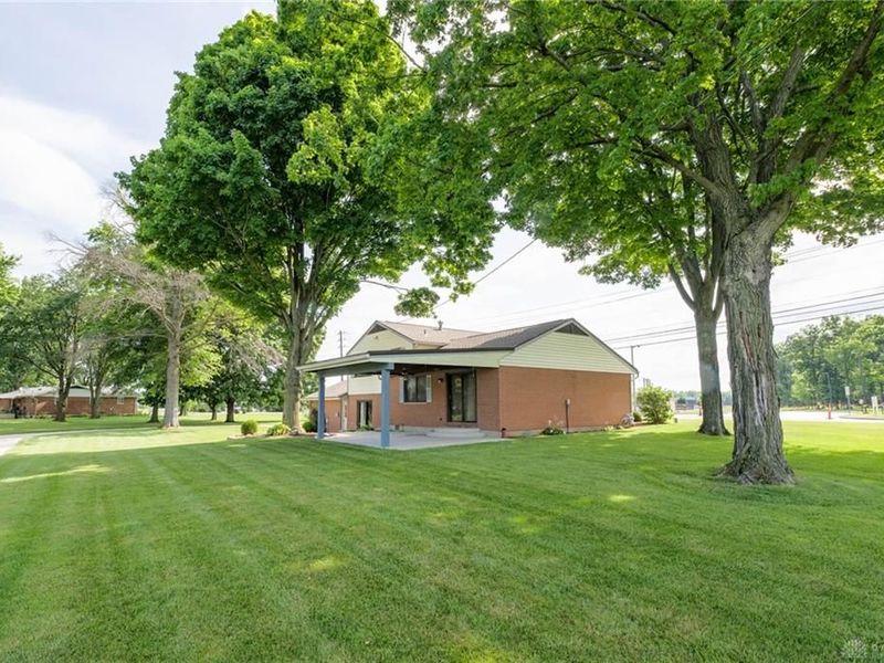 8663 Crestway Road, Clayton, OH 45315 Photo 41