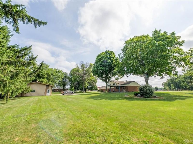 8663 Crestway Road, Clayton, OH 45315 Photo 42