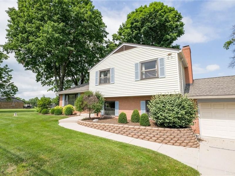 8663 Crestway Road, Clayton, OH 45315 Photo 67