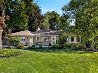 90 French Road, Rochester, NY 14618