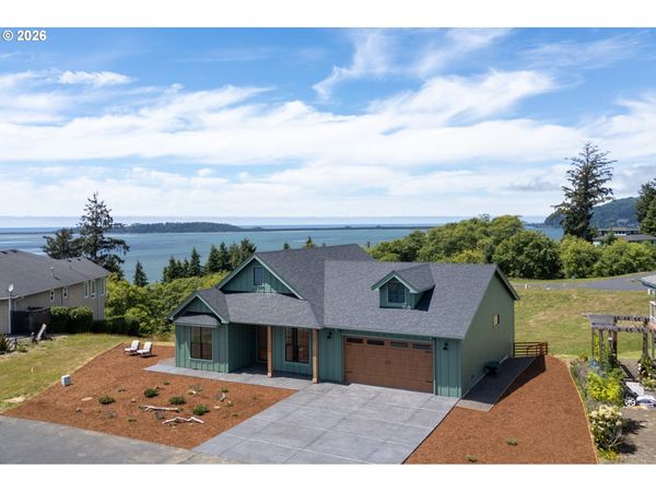 5070 OCEAN CT, Bay City, OR 97107