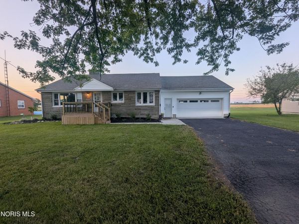22855 State Route 12 , Fostoria, OH 44830