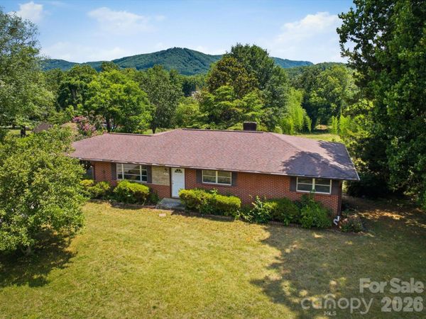3446 Brandon Road , Morganton, NC 28655