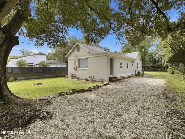 2202 W 1ST Street, Jacksonville, FL 32209
