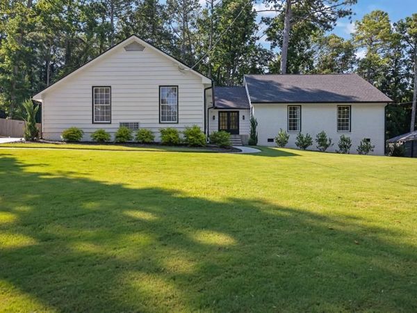 514 Dogwood Circle, Norcross, GA 30071