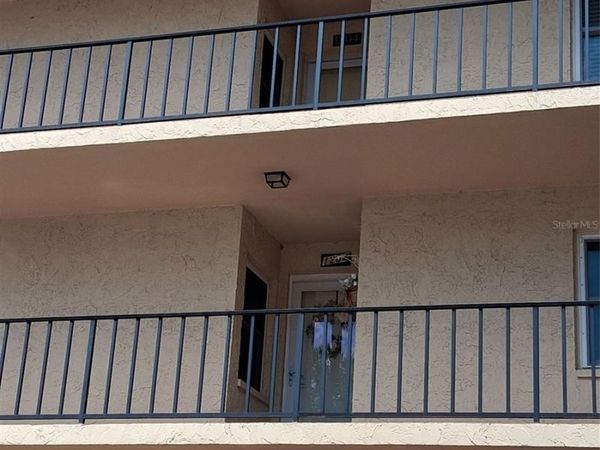 12200 VONN ROAD , Unit 1304, LARGO, FL 33774