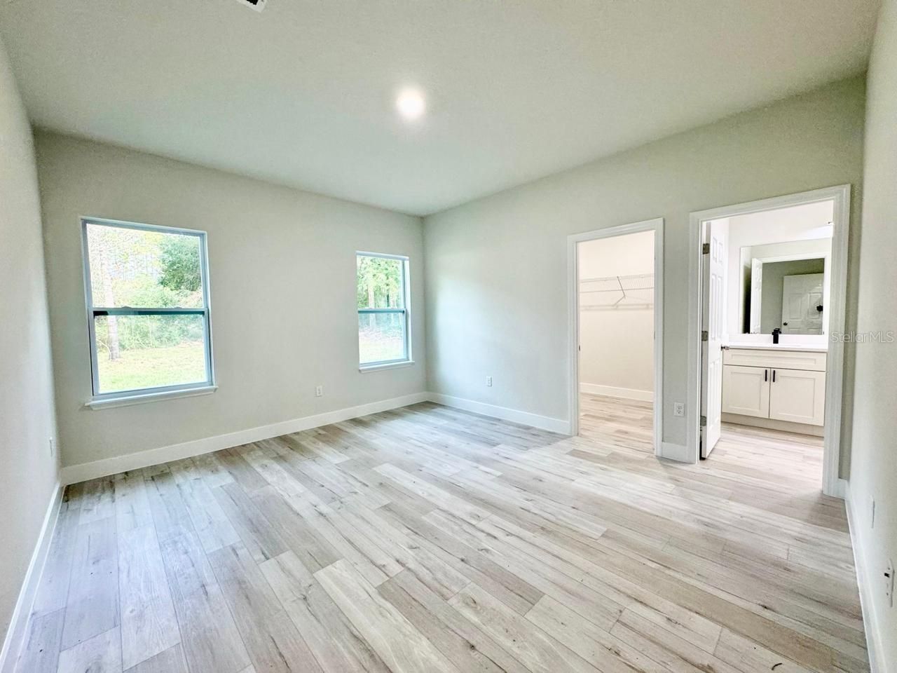 1458 W Landmark Drive , Citrus Springs, FL 34434 Photo