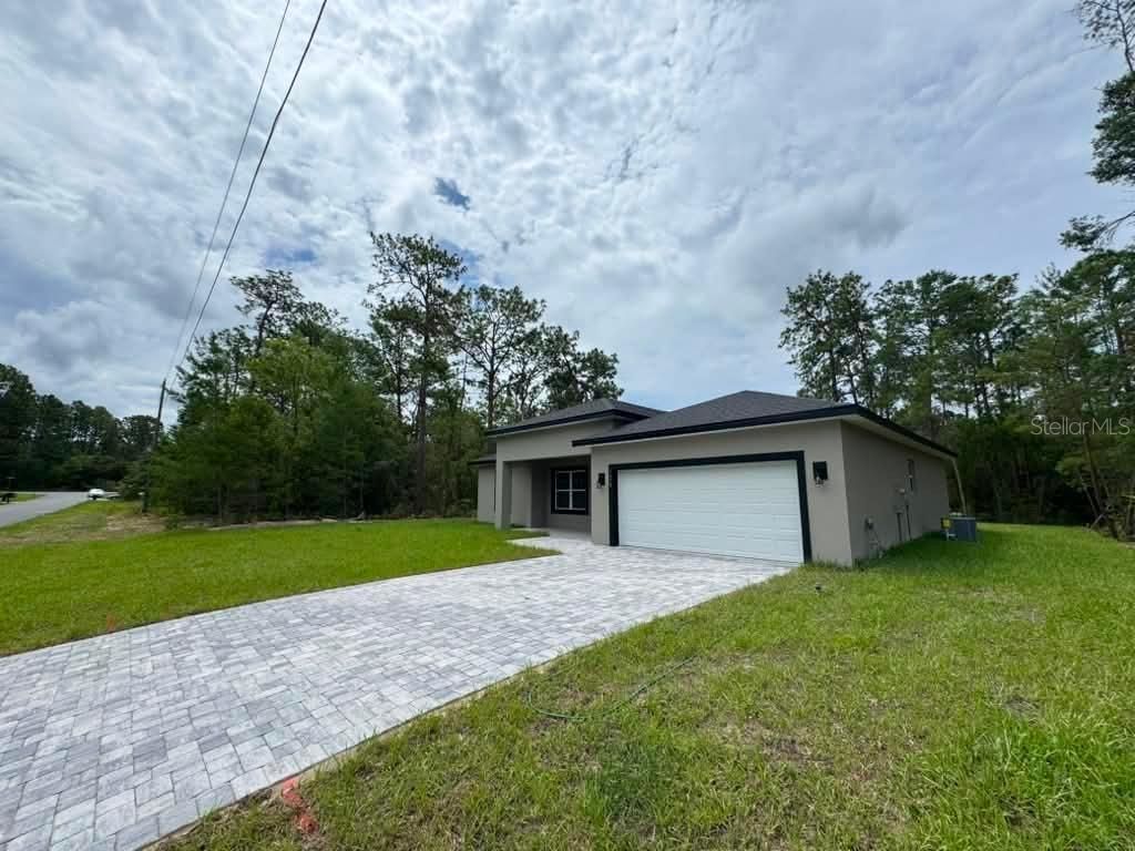 1458 W Landmark Drive , Citrus Springs, FL 34434 Photo