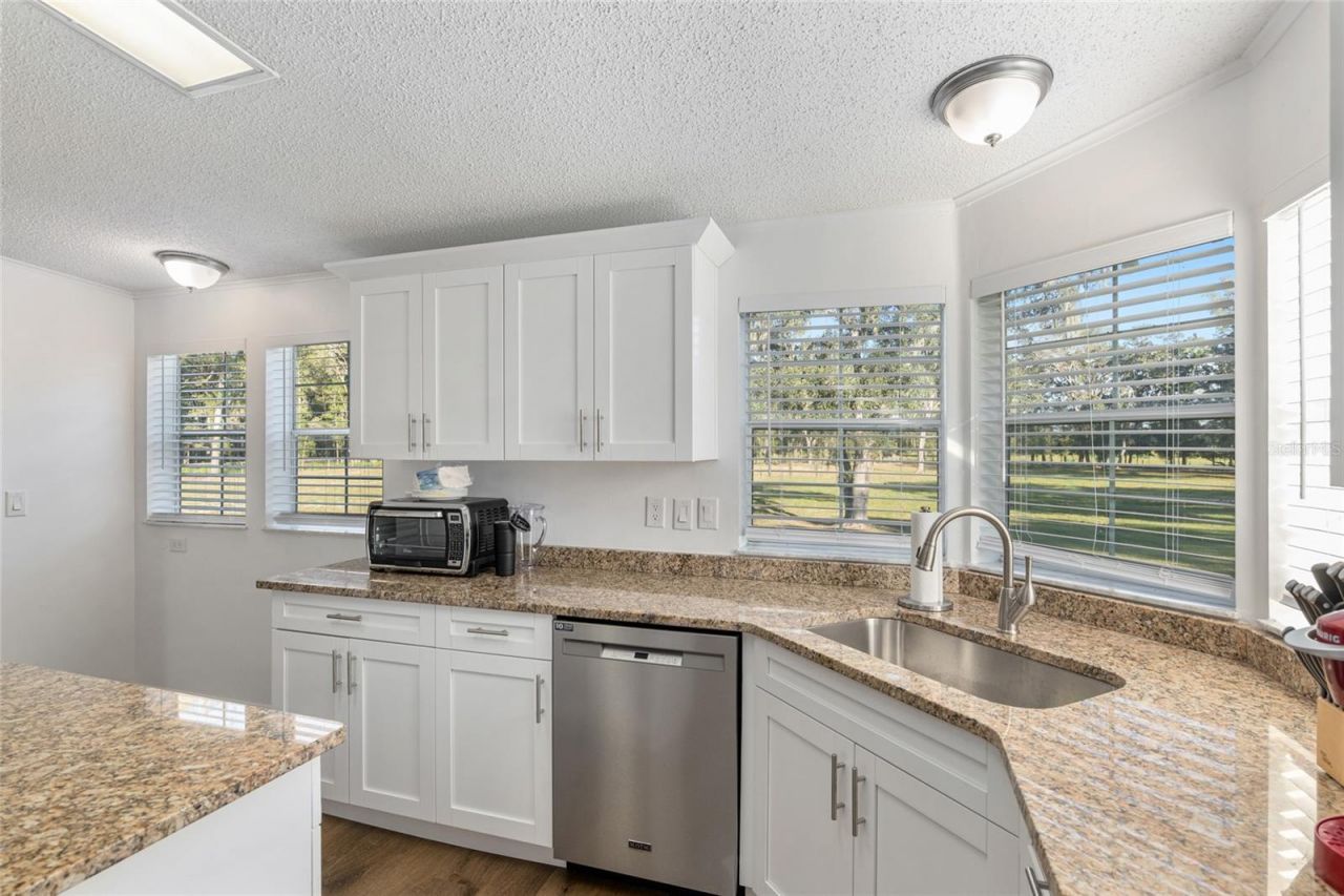 3291 SE 188th Terrace, Morriston, FL 32668 Photo