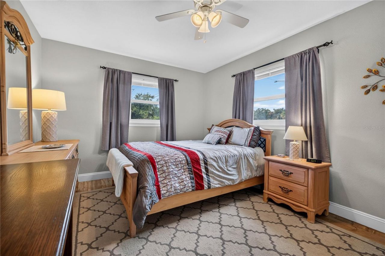 249 54th Street N, Saint Petersburg, FL 33710 Photo