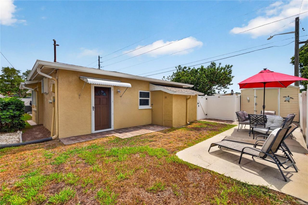 249 54th Street N, Saint Petersburg, FL 33710 Photo