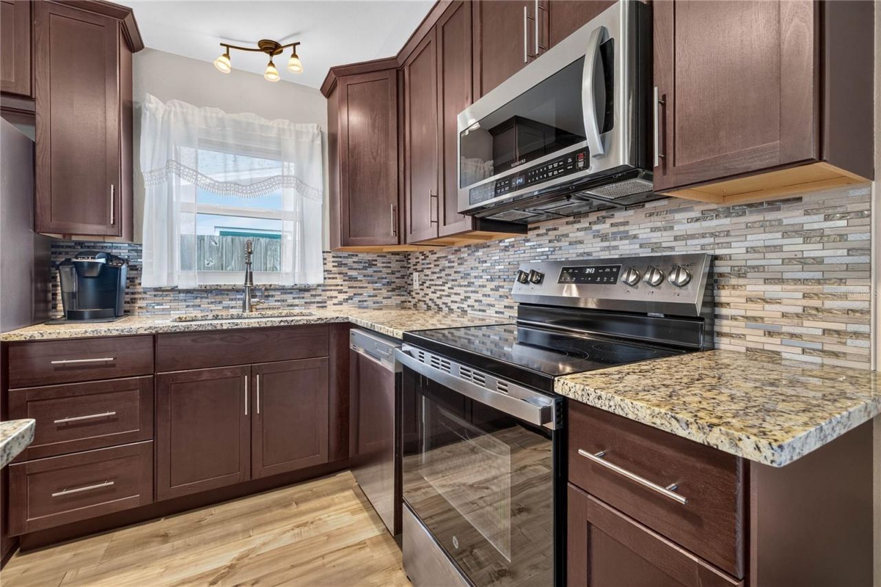 249 54th Street N, Saint Petersburg, FL 33710 Photo
