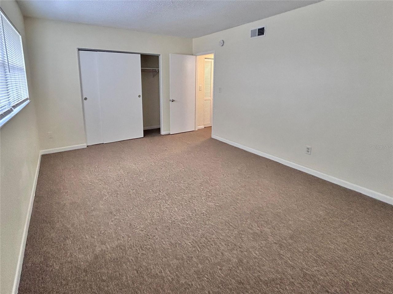4455 38th Terrace N, Unit B16, Saint Petersburg, FL 33714 Photo