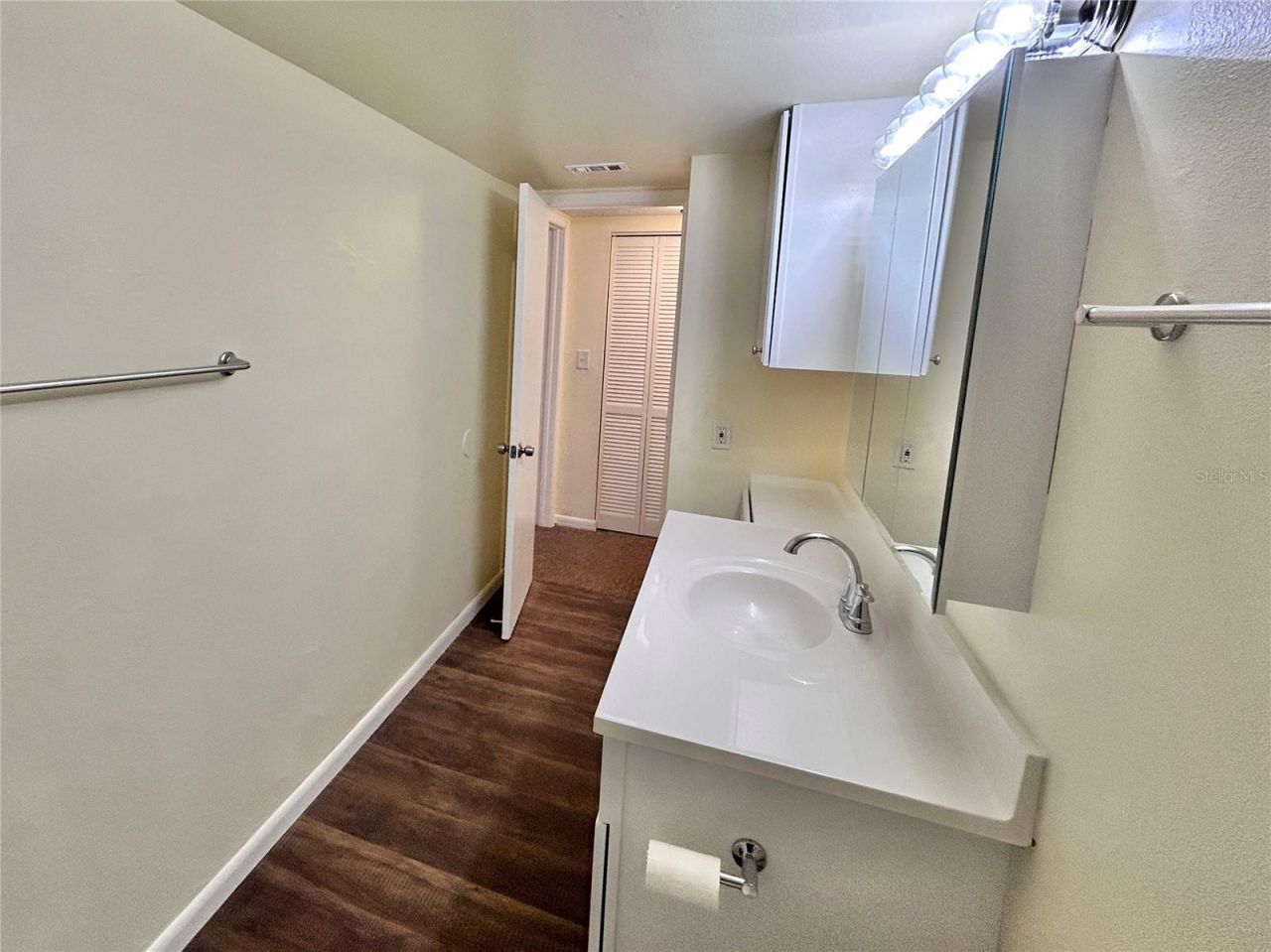 4455 38th Terrace N, Unit B16, Saint Petersburg, FL 33714 Photo