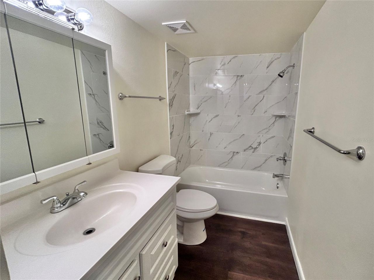 4455 38th Terrace N, Unit B12, Saint Petersburg, FL 33714 Photo