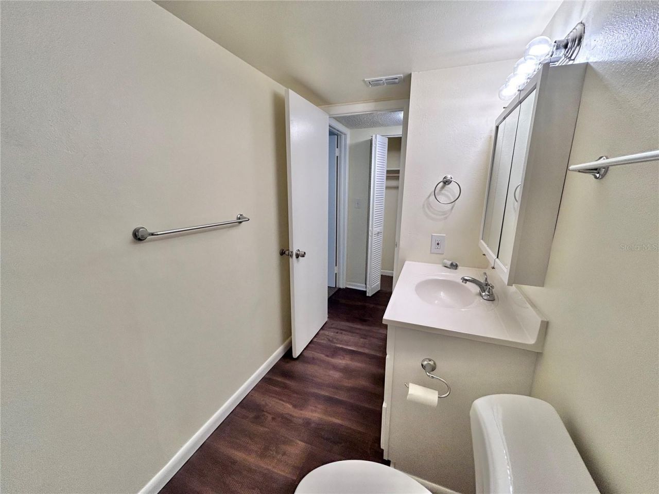 4455 38th Terrace N, Unit B12, Saint Petersburg, FL 33714 Photo