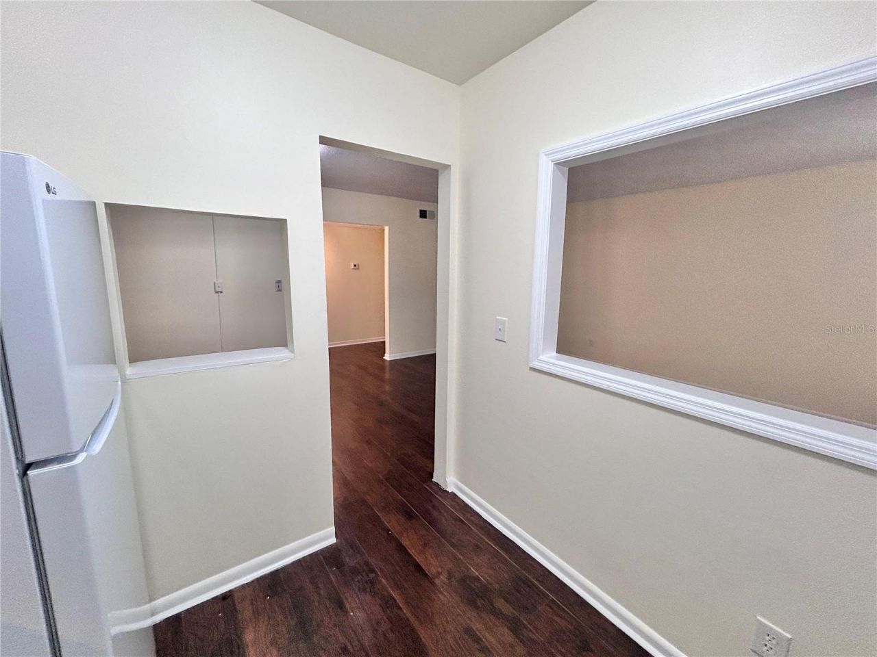 4455 38th Terrace N, Unit B12, Saint Petersburg, FL 33714 Photo