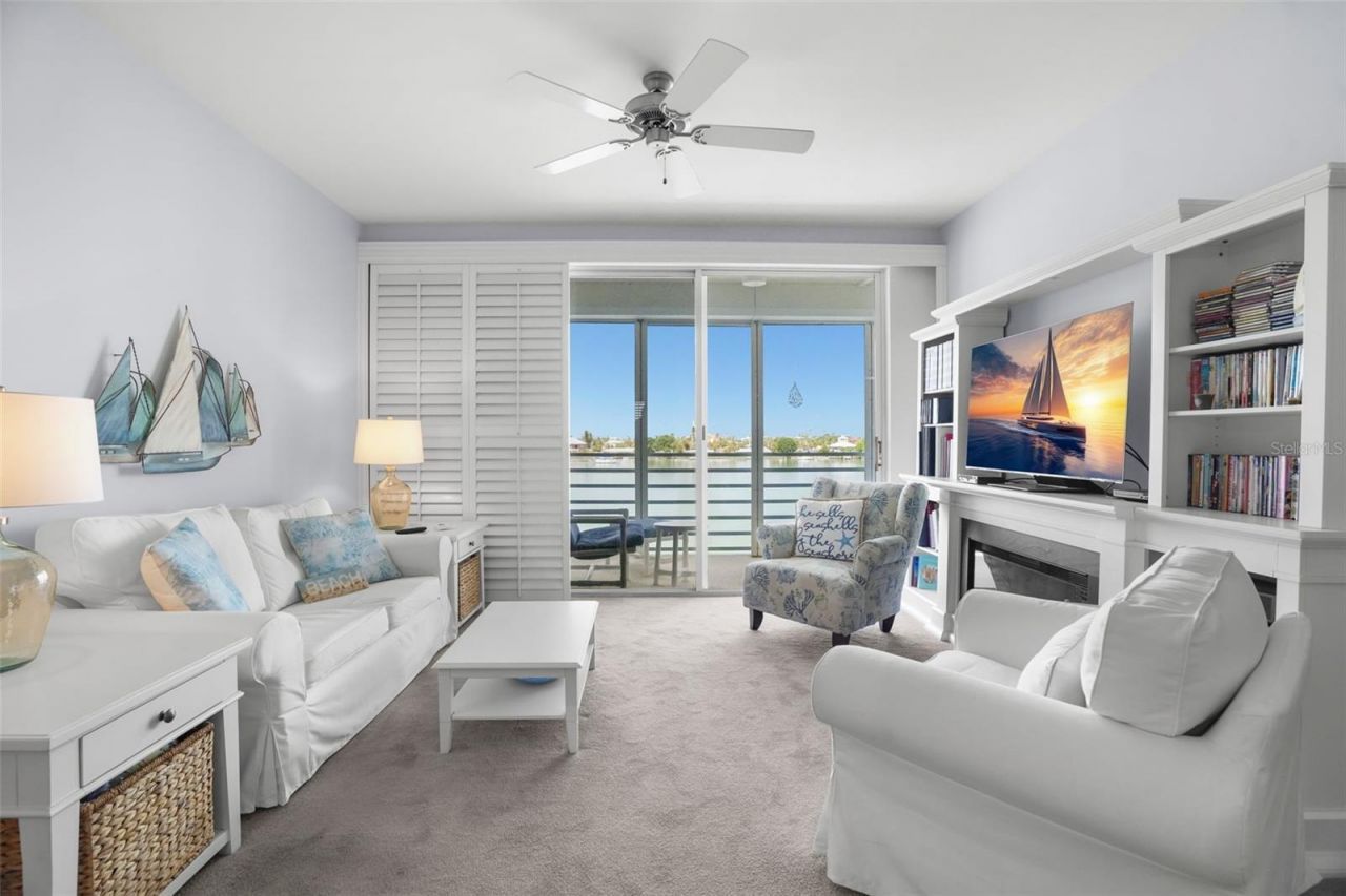 7984 Sailboat Key Boulevard S, Unit 306, South Pasadena, FL 33707 Photo